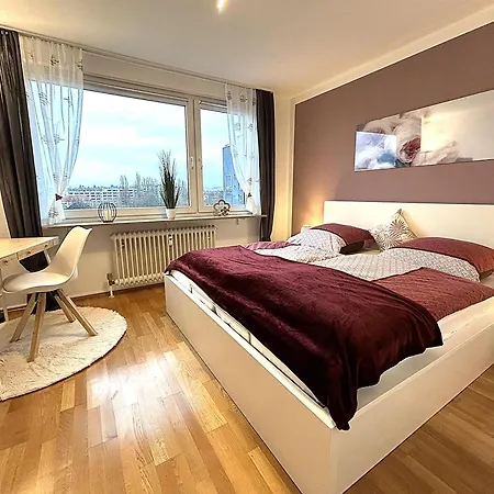 Gemuetliches Mit Balkon Und Parkplatz Im Zentrum *