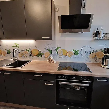 Appartement Gemuetliches Mit Balkon Und Parkplatz Im Zentrum *