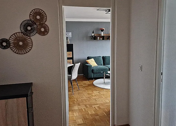 Gemuetliches Mit Balkon Und Parkplatz Im Zentrum