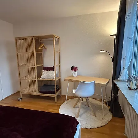 Gemuetliches Mit Balkon Und Parkplatz Im Zentrum Bayreuth
