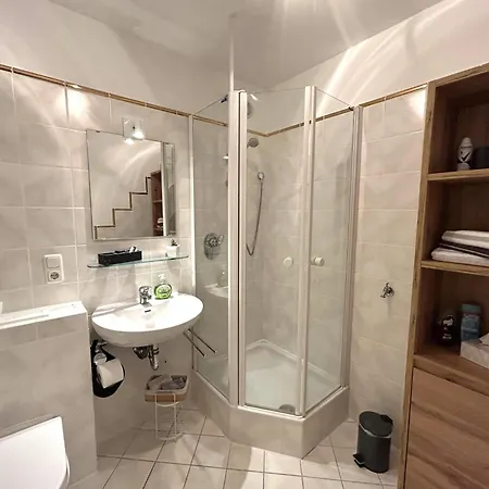 Gemuetliches Mit Balkon Und Parkplatz Im Zentrum Apartment