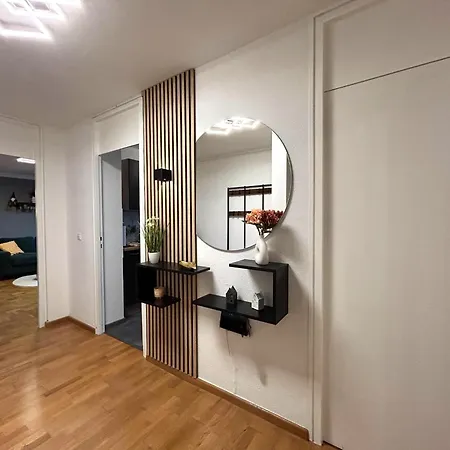 Gemuetliches Mit Balkon Und Parkplatz Im Zentrum