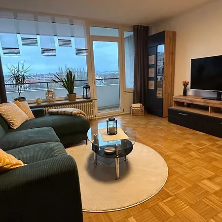 Gemuetliches Mit Balkon Und Parkplatz Im Zentrum