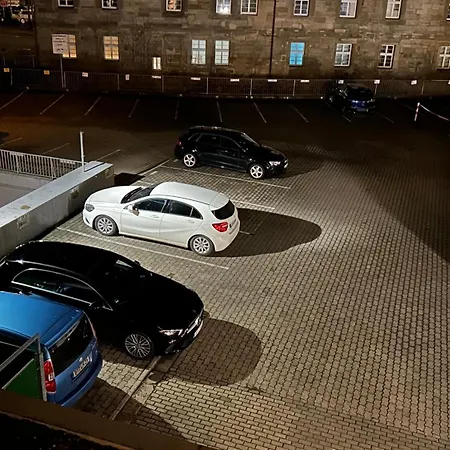 아파트 Gemuetliches Mit Balkon Und Parkplatz Im Zentrum *
