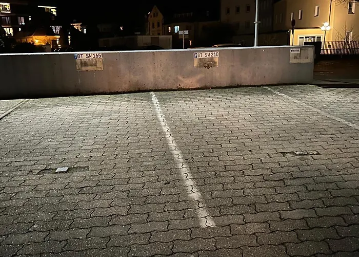 Gemuetliches Mit Balkon Und Parkplatz Im Zentrum *